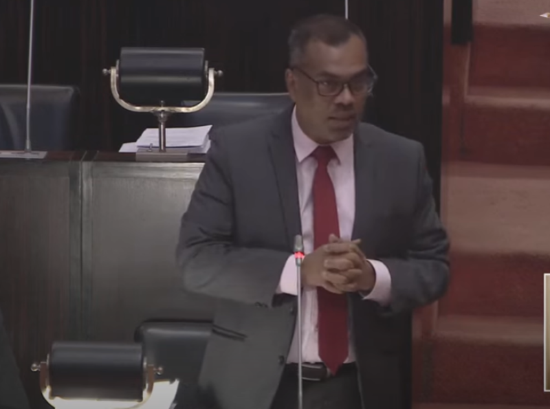  රටතුළ ඉන්ධන හිගයක් නැහැ  -  කම්කරු අමාත්‍ය හා ආර්ථික සංවර්ධන නියෝජ්‍ය අමාත්‍ය මහාචාර්ය අනිල් ජයන්ත මහතා 